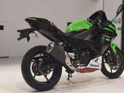 Kawasaki Ninja 250 2021