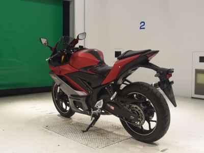 Yamaha YZF-R25 2019
