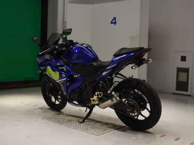 Yamaha YZF-R25 2017