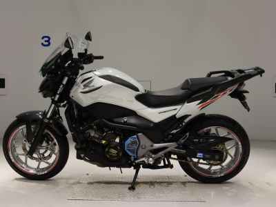 Honda NC750S DCT 2017