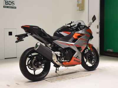 Kawasaki Ninja 400 2018