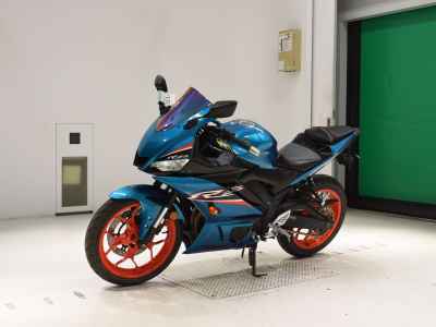 Yamaha YZF-R25 2021