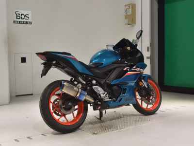 Yamaha YZF-R25 2021