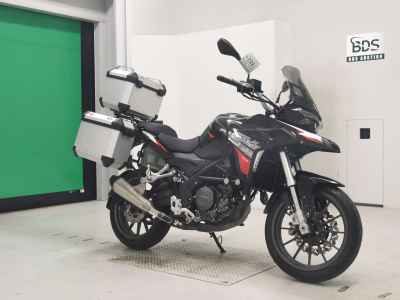 Benelli TRK251 2020