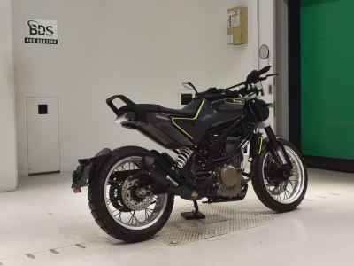 Husqvarna Svartpilen 401 2019