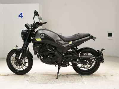 Benelli Leoncino 250 2020