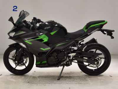 Kawasaki Ninja 400 2022
