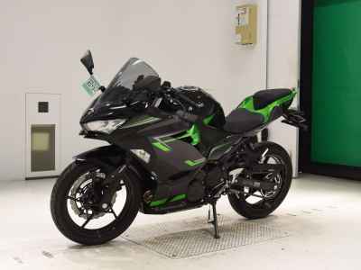 Kawasaki Ninja 400 2022