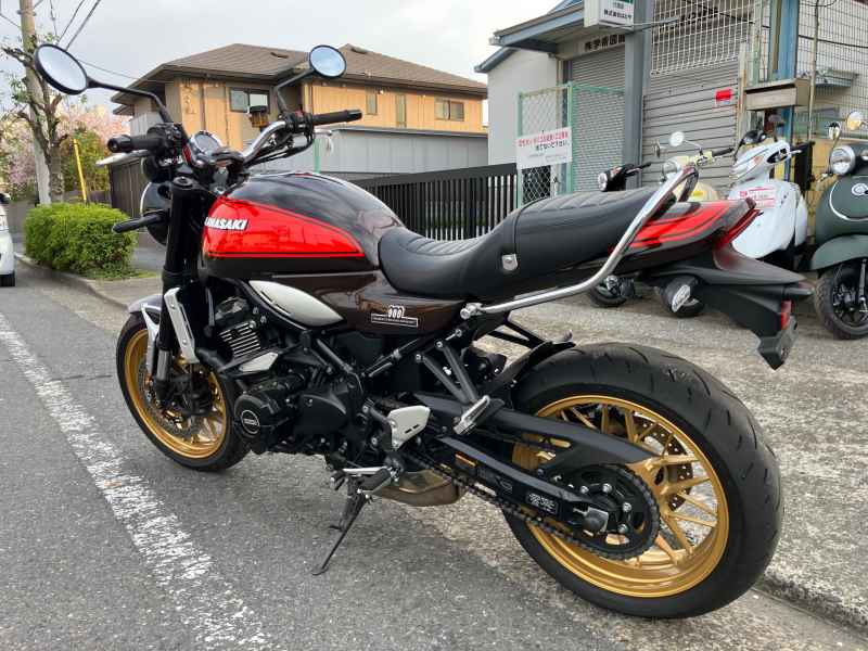 Kawasaki SILVERWING600GTA 2022