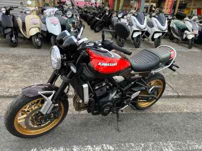 Kawasaki SILVERWING600GTA 2022