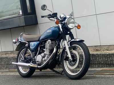 Yamaha SR400 2020