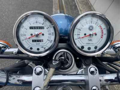 Yamaha SR400 2020