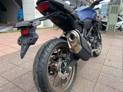 Honda CB250R 2019