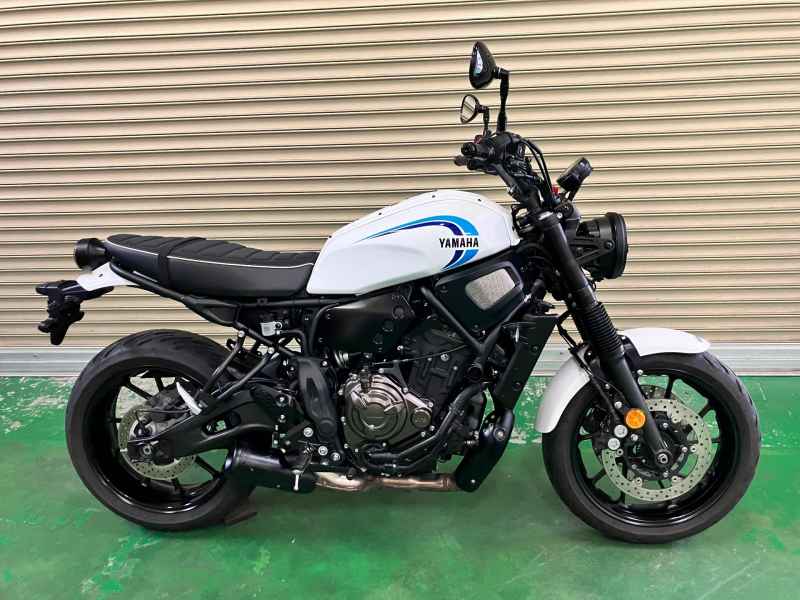 Yamaha XSR700 2023