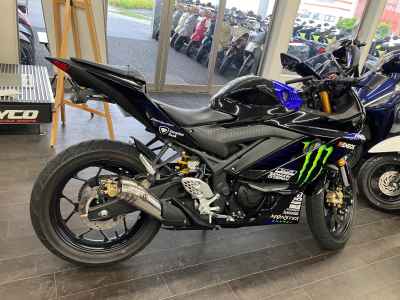 Yamaha YZF-R25 2020