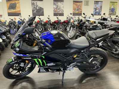 Yamaha YZF-R25 2020