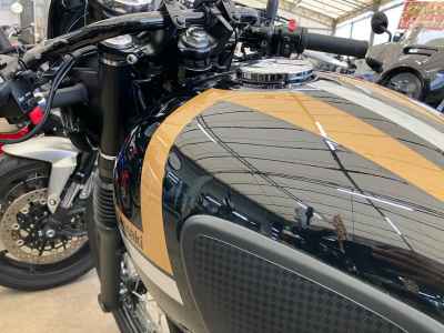 Kawasaki W800 2021