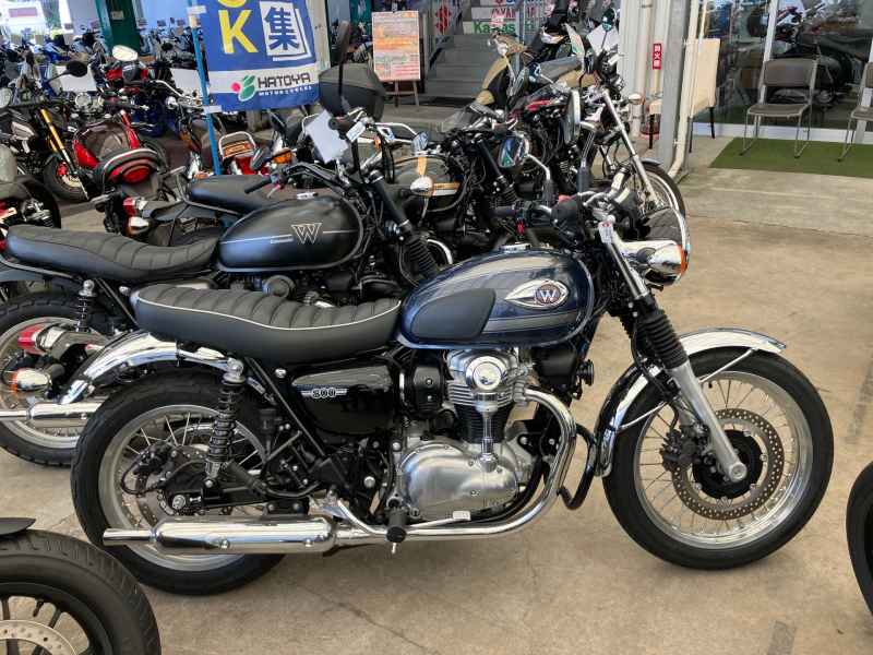Kawasaki W800 2022