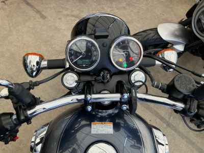 Kawasaki W800 2022
