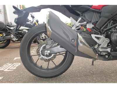 Honda CB250R 2018