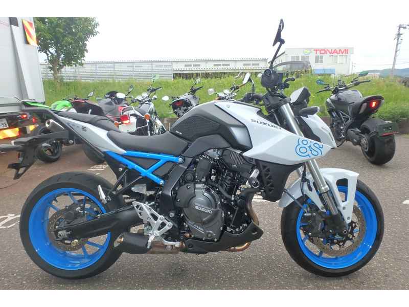 Suzuki GSX-8S 2023