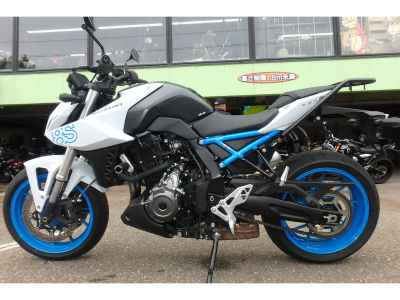 Suzuki GSX-8S 2023