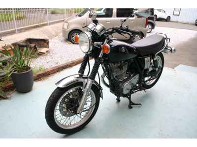 Yamaha SR400 2019