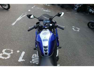 Yamaha YZF-R25 2015