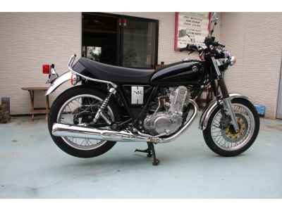 Yamaha SR400 2019