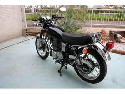 Yamaha SR400 2019
