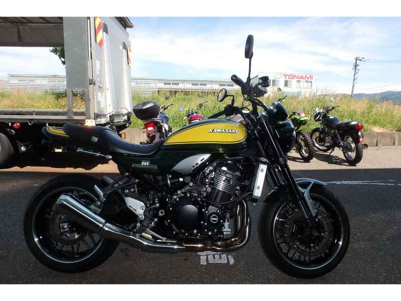Kawasaki Z900RS 2023