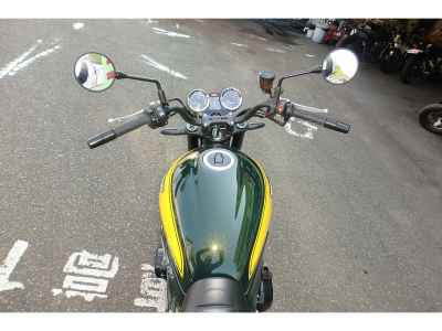 Kawasaki Z900RS 2023