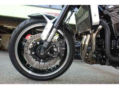 Kawasaki Z900RS 2023