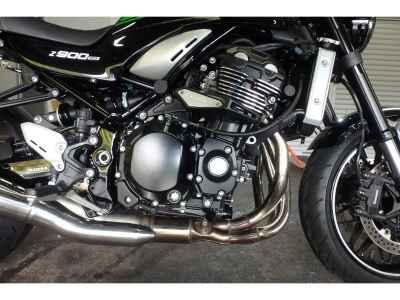 Kawasaki Z900RS 2025