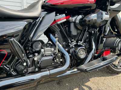Harley-Davidson Road Glide FLTRXSE1923 CVO 2021