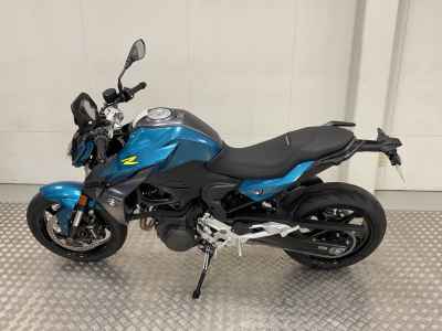 BMW F900R 2025