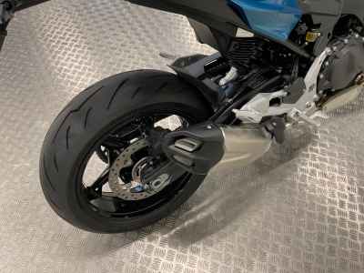 BMW F900R 2025