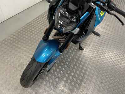 BMW F900R 2025
