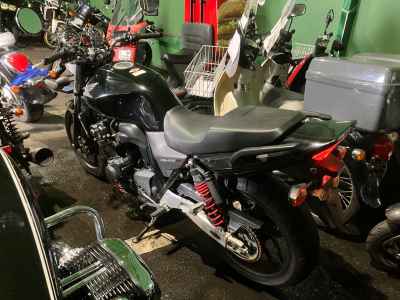 Honda CB400SF 2021