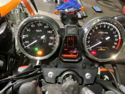 Honda CB400SF 2021