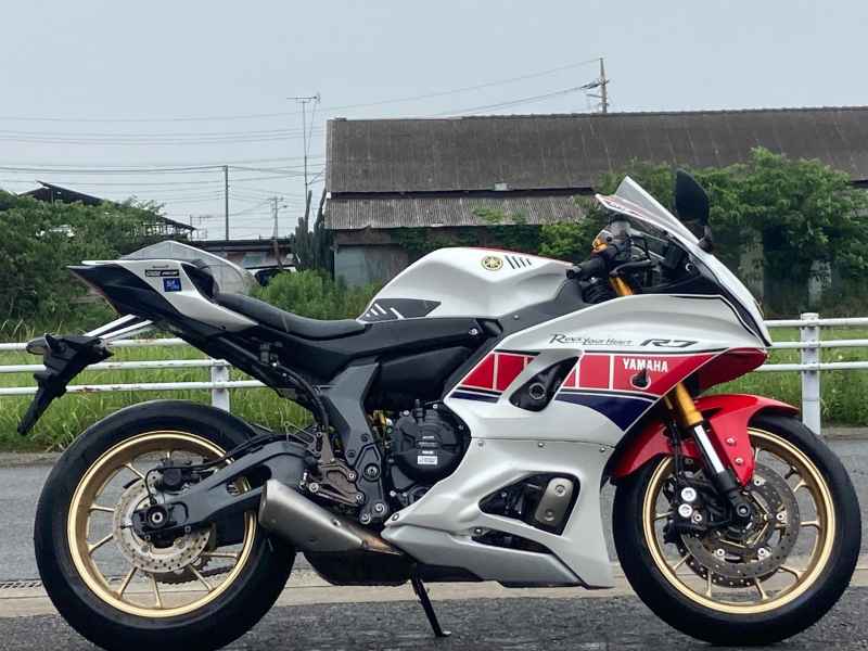 Yamaha YZF-R7 2022