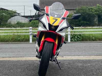 Yamaha YZF-R7 2022