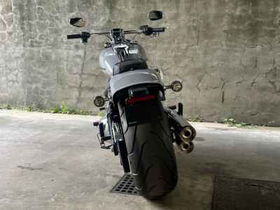 Harley-Davidson Breakout FXBR117 2025