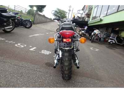 Kawasaki W800 2022