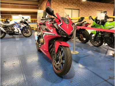 Honda CBR400R 2019
