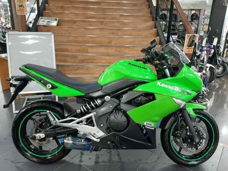 Kawasaki Ninja 400R 2010