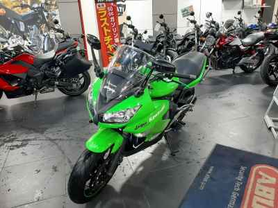 Kawasaki Ninja 400R 2010