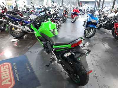 Kawasaki Ninja 400R 2010