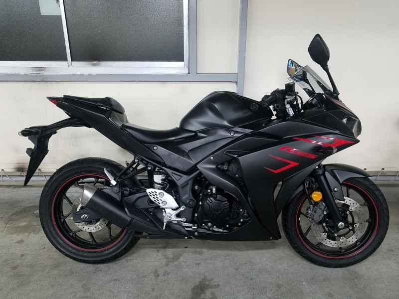 Yamaha YZF-R25 2018