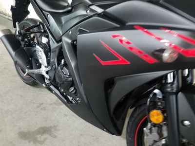 Yamaha YZF-R25 2018